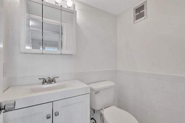 110 E Sheffield E, West Palm Beach, FL 33417