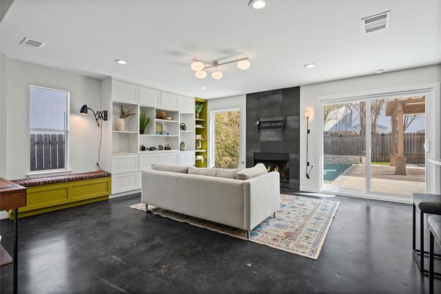 5715 Steven Creek WAY, Austin, TX 78721