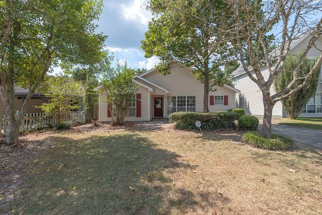 138 Radford Cir, Dothan, AL 36301