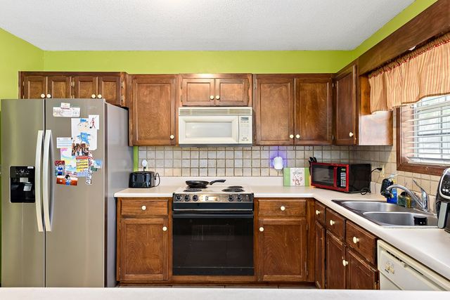 138 Radford Cir, Dothan, AL 36301