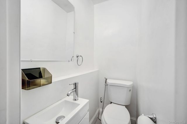 2067 Chatterton Avenue, Bronx, NY 10472