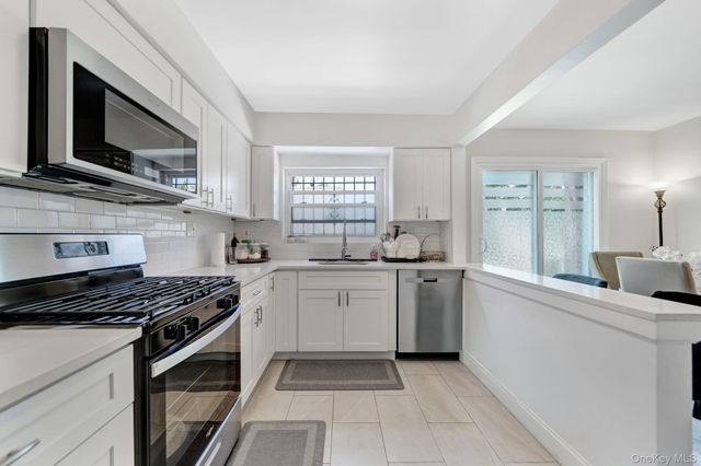 2067 Chatterton Avenue, Bronx, NY 10472
