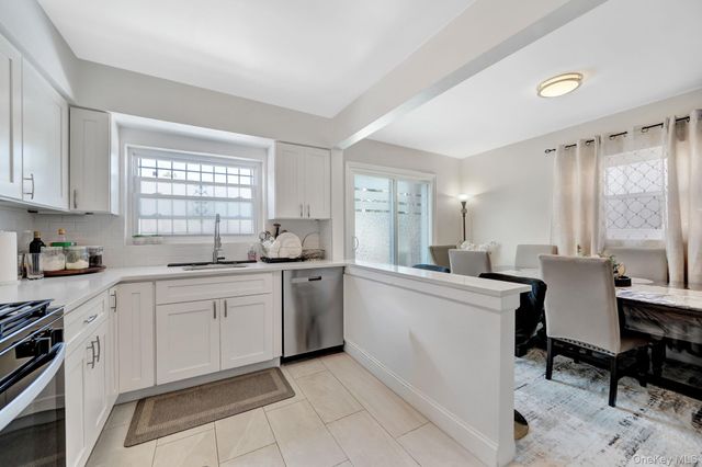 2067 Chatterton Avenue, Bronx, NY 10472