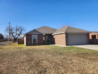 2830 Coleman Street, San Angelo, TX 76901