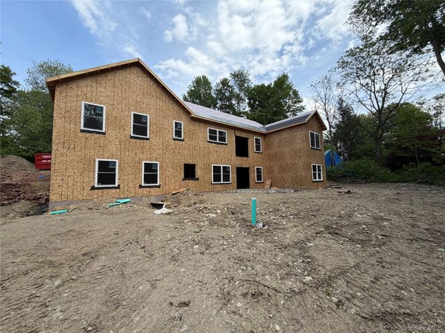 217 Tuckers Corners Road, Highland, NY 12528