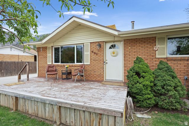 537 E 1900 N, North Ogden, UT 84414