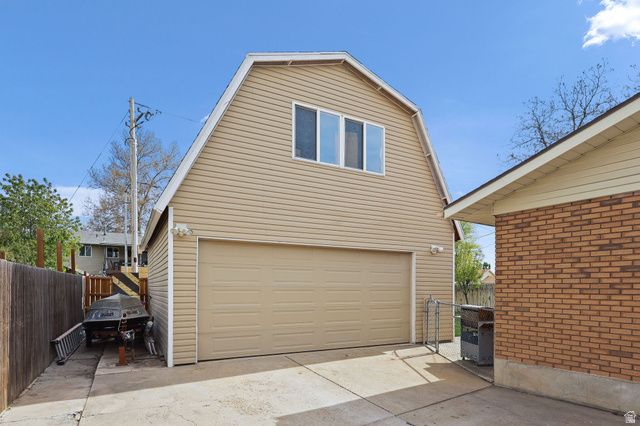 537 E 1900 N, North Ogden, UT 84414