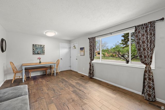 537 E 1900 N, North Ogden, UT 84414