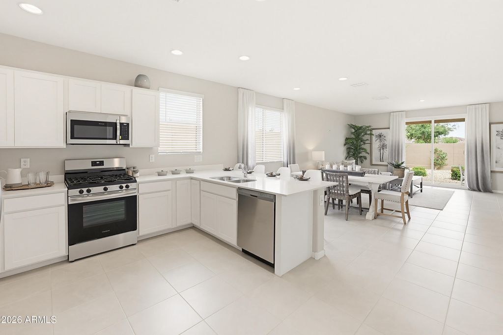 24961 N 173RD Drive, Surprise, AZ 85387 — photo 2