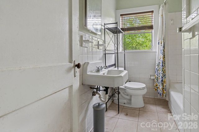 6504 Pence Road A, Charlotte, NC 28215