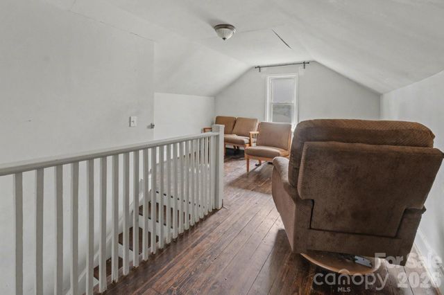 6504 Pence Road A, Charlotte, NC 28215