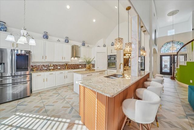 547 Breton Drive, Grand Prairie, TX 75052