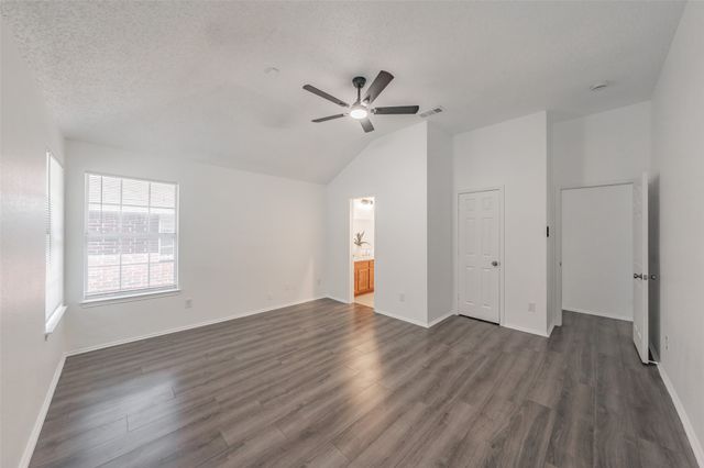 913 Mill Spring Drive, Garland, TX 75040