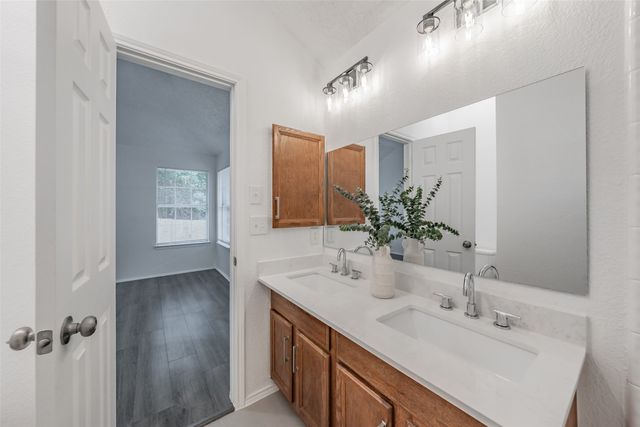 913 Mill Spring Drive, Garland, TX 75040