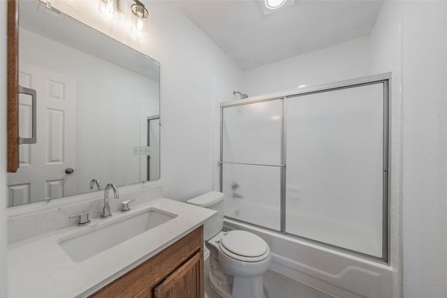 913 Mill Spring Drive, Garland, TX 75040