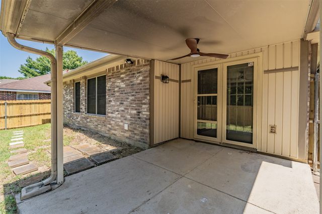 913 Mill Spring Drive, Garland, TX 75040