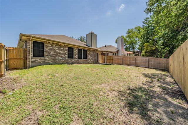 913 Mill Spring Drive, Garland, TX 75040