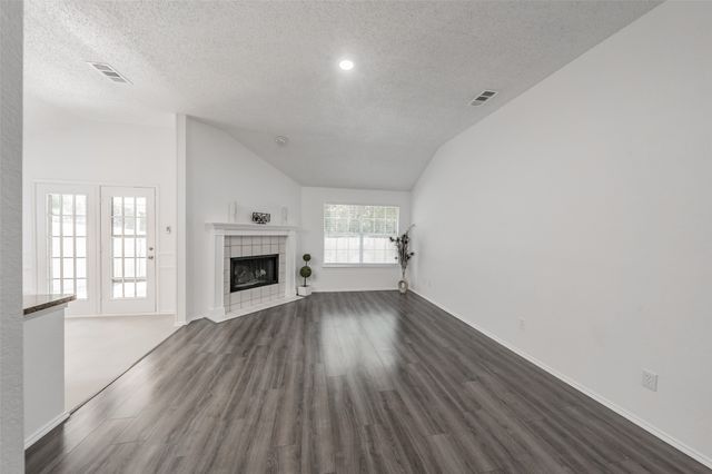 913 Mill Spring Drive, Garland, TX 75040