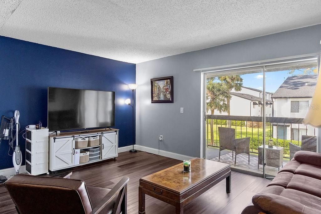 Image 3 of property listing at 4269 S SEMORAN BOULEVARD 14, Orlando, FL 32822