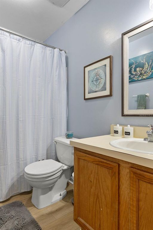 Image 21 of property listing at 4269 S SEMORAN BOULEVARD 14, Orlando, FL 32822