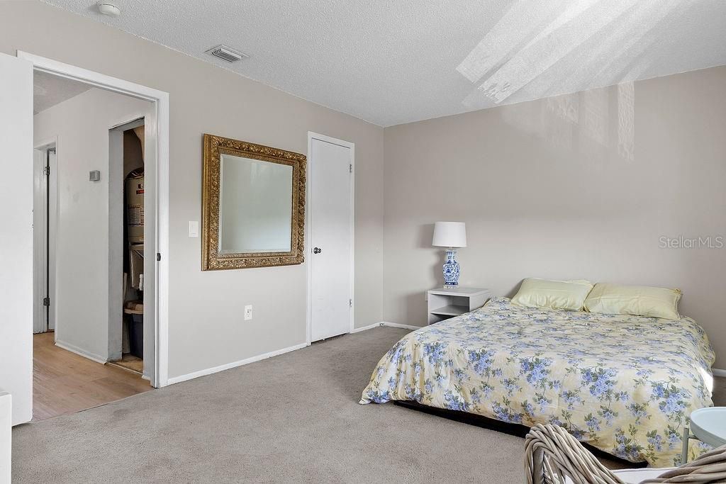 Image 25 of property listing at 4269 S SEMORAN BOULEVARD 14, Orlando, FL 32822