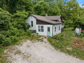 1619 Pontiac Road, Fairview Heights, IL 62208