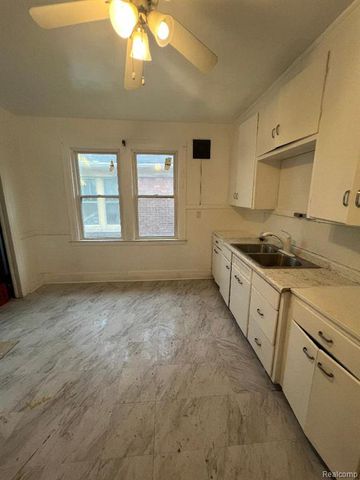 5024 Seminole, Detroit, MI 48213