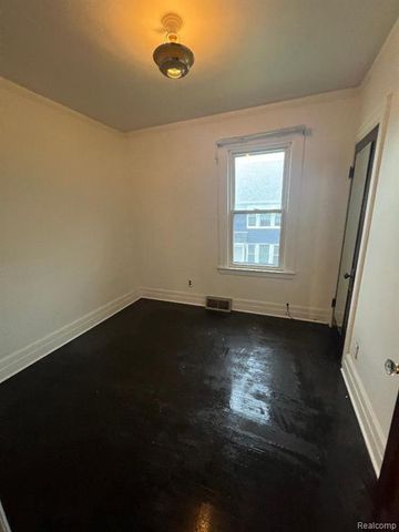 5024 Seminole, Detroit, MI 48213