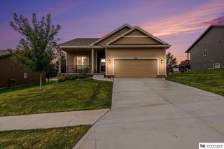 11512 S 113th Avenue, Papillion, NE 68046