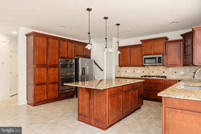 5506 SPRING BLUFF CT, Fredericksburg, VA 22407