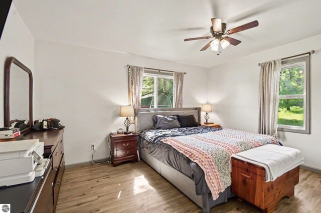 600 Second Avenue, Hale, MI 48739
