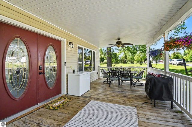 600 Second Avenue, Hale, MI 48739