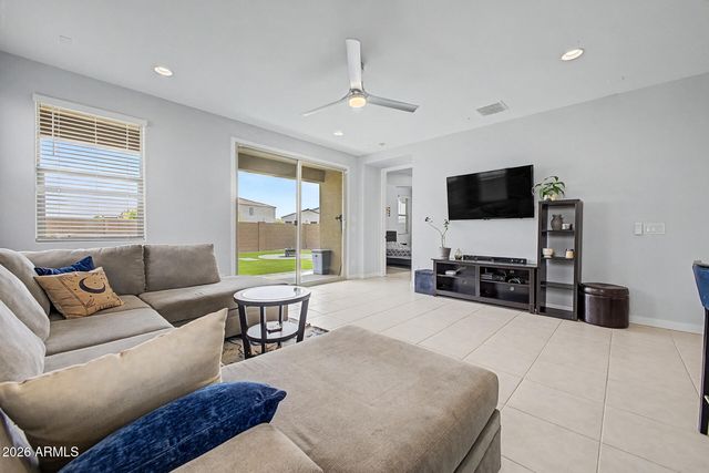 12515 W MORTEN Avenue, Glendale, AZ 85307