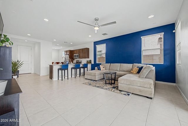 12515 W MORTEN Avenue, Glendale, AZ 85307