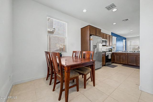 12515 W MORTEN Avenue, Glendale, AZ 85307