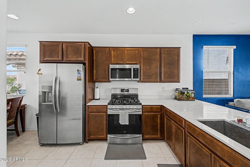 12515 W MORTEN Avenue, Glendale, AZ 85307