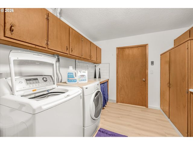 325 Nw Orchard Dr, Portland, OR 97229