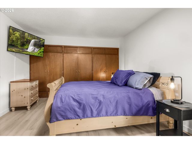 325 Nw Orchard Dr, Portland, OR 97229