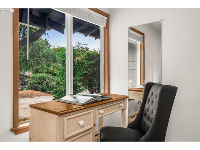325 Nw Orchard Dr, Portland, OR 97229