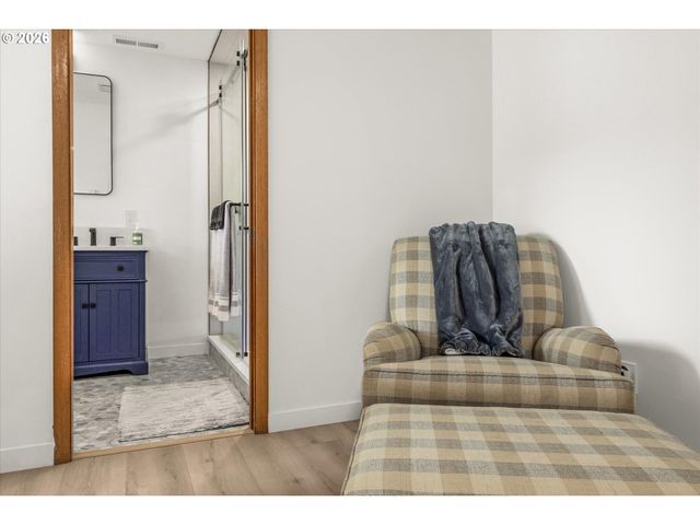 325 Nw Orchard Dr, Portland, OR 97229