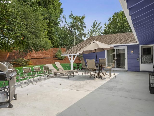 325 Nw Orchard Dr, Portland, OR 97229