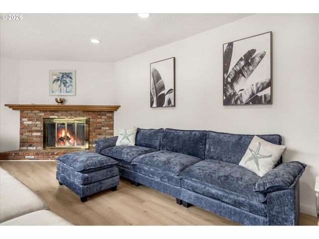325 Nw Orchard Dr, Portland, OR 97229