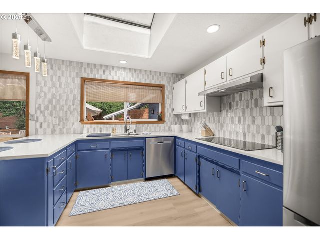 325 Nw Orchard Dr, Portland, OR 97229