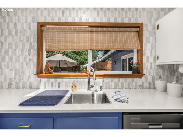 325 Nw Orchard Dr, Portland, OR 97229
