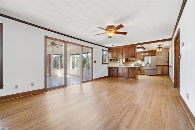 8 Merritt CV, Carrollton, VA 23314