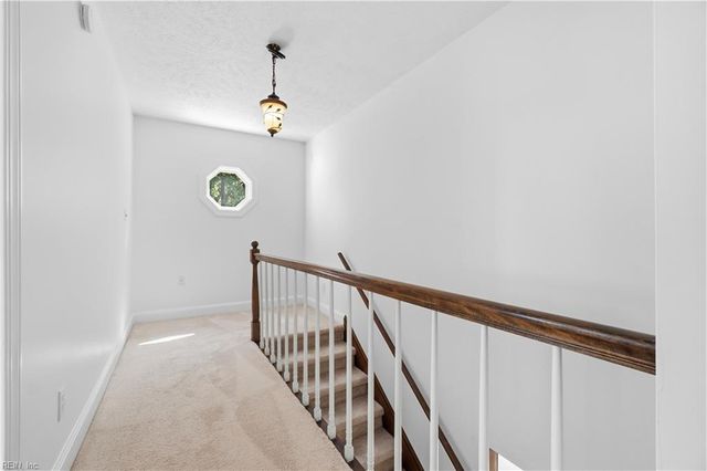 8 Merritt CV, Carrollton, VA 23314