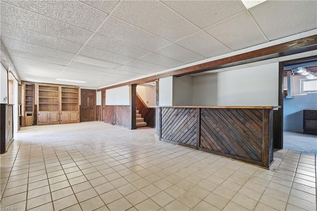 8 Merritt CV, Carrollton, VA 23314