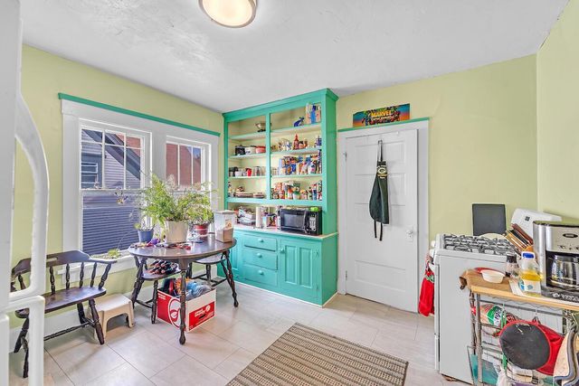 1718 Flett AVENUE, Racine, WI 53405