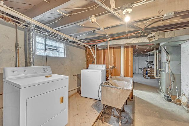 1718 Flett AVENUE, Racine, WI 53405