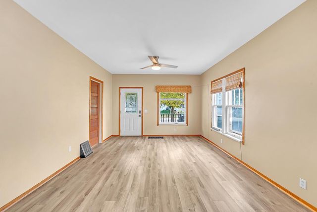 1718 Flett AVENUE, Racine, WI 53405